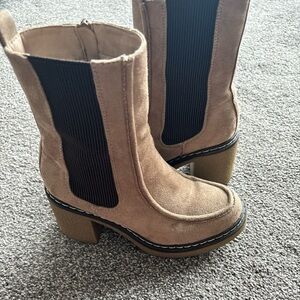 Tan Heeled Boots for Women